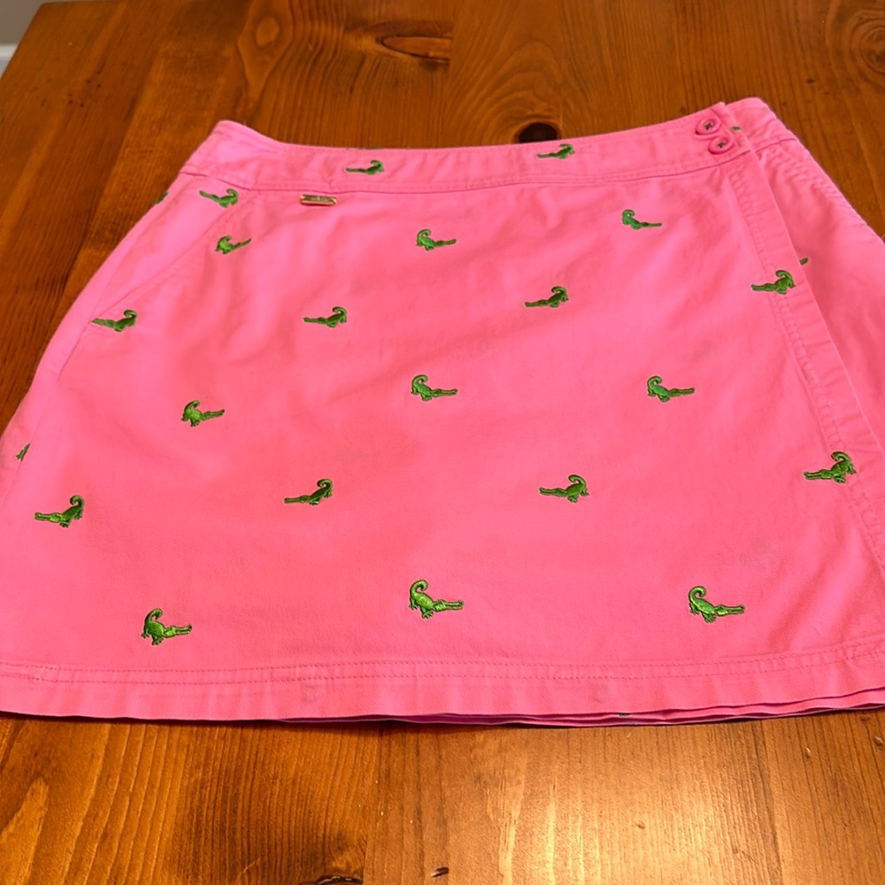 Lilly Pulitzer skort size 4